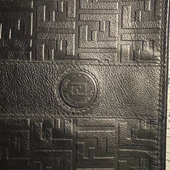 Fendi embossed leather vintage clutch ~ circa 1990 - Picture 2 of 10